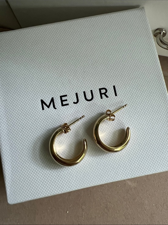 Mejuri Jewelry - Mejuri Polished Gold Puff Mini Hoop Earrings